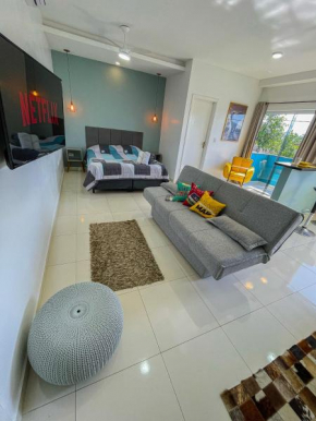 Loft na Praia - Requinte e Conforto para Lazer ou Trabalho